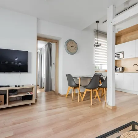 Monti 2 By Grand Apartment