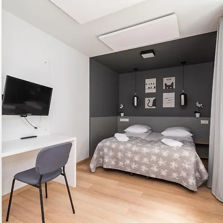 Monti 2 By Grand Apartment *